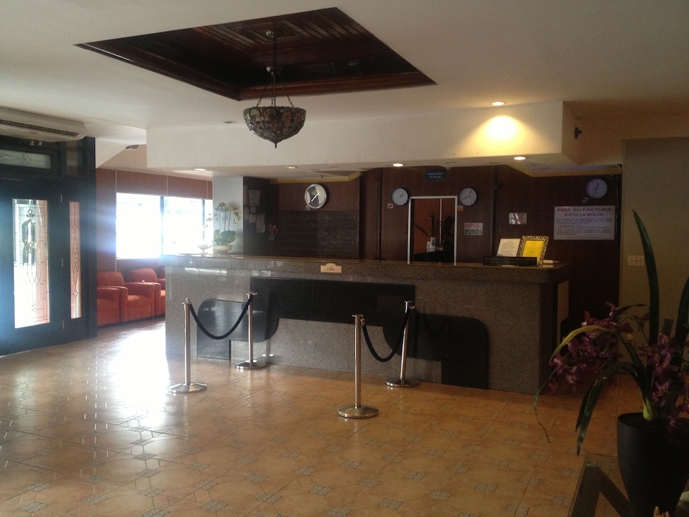 Hotel Costa Inn 46/55
