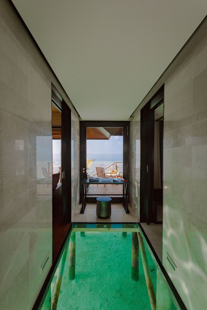 Lily Beach Resort & Spa - All Inclusive 97/126