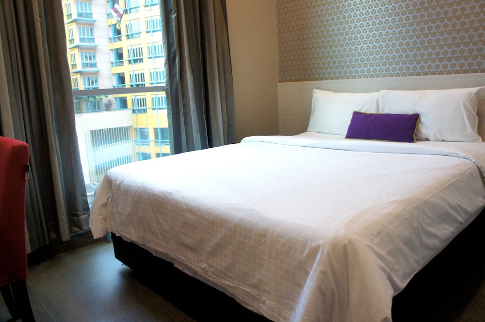 V Hotel Bencoolen 13/54