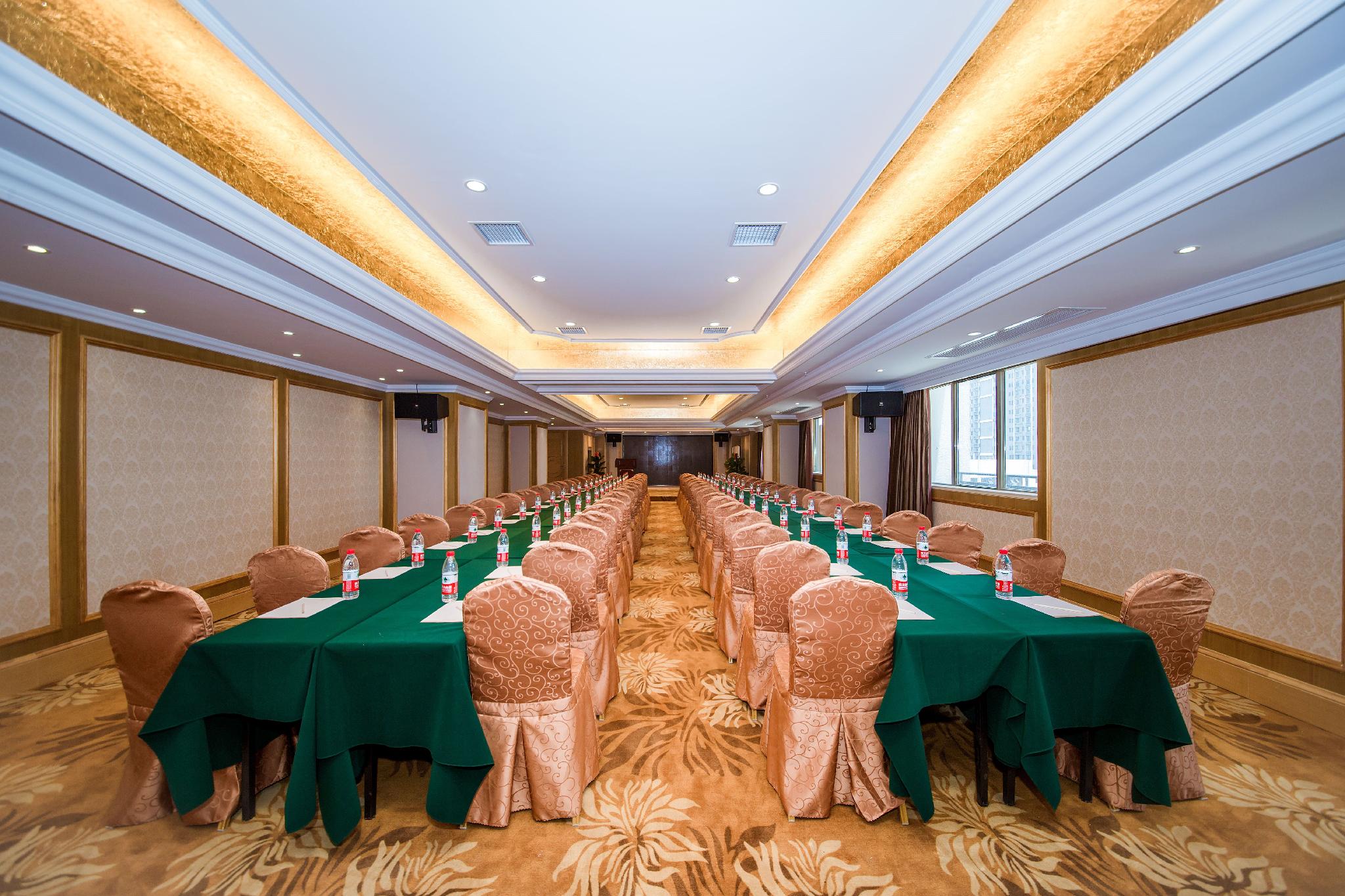 Vienna International Hotel (Wuhan Polar Ocean World) 46/50