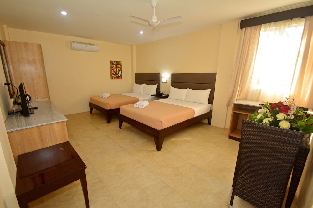 Panglao Regents Park Resort 11/54