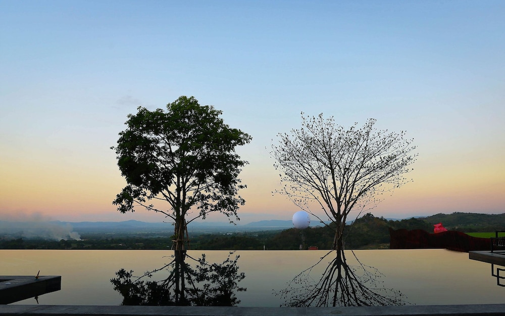 THE PAZ KHAO YAI 37/50