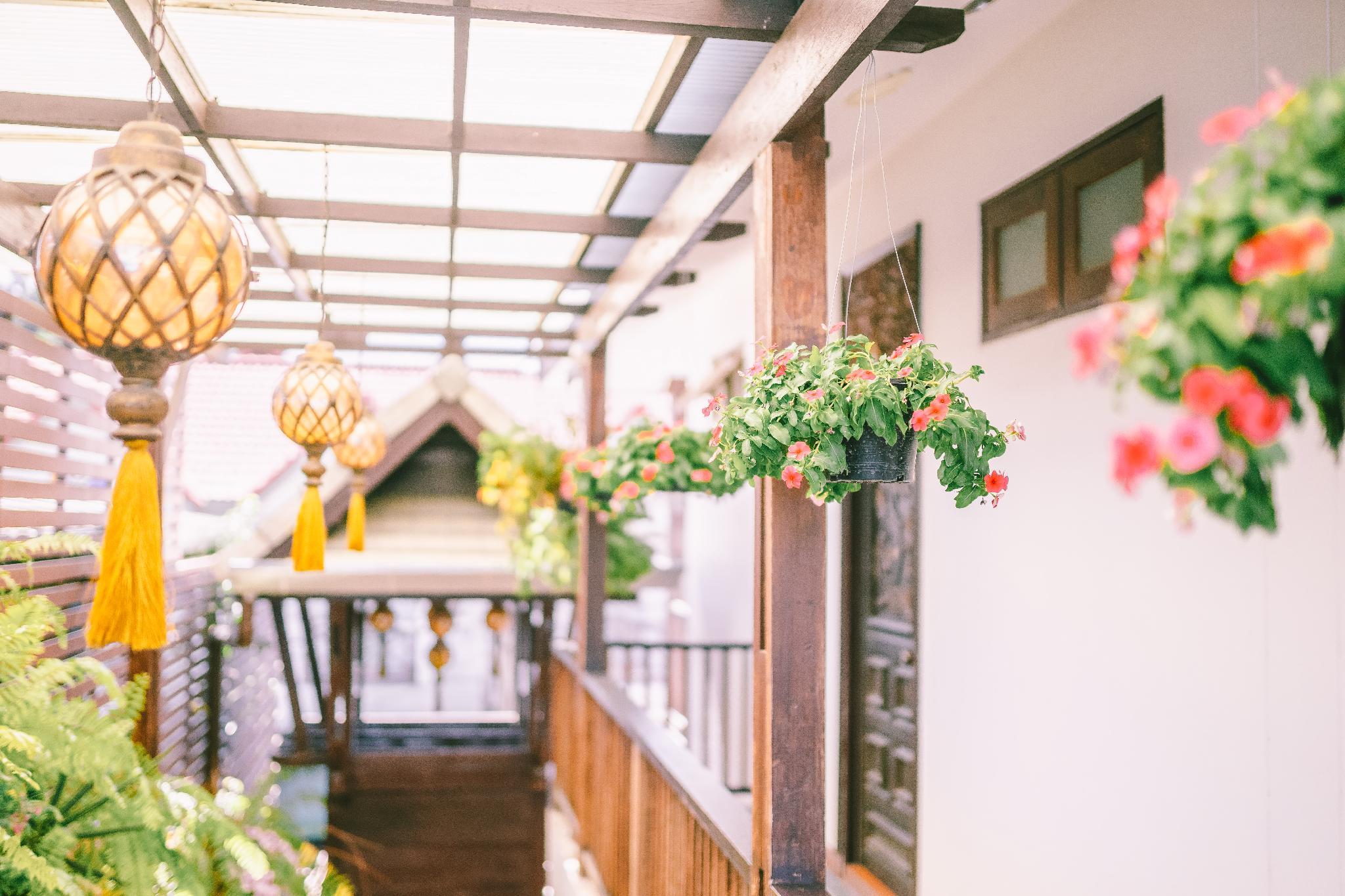 Ratchiangsaen Flora House 16/66