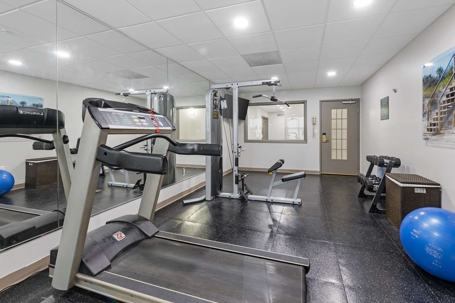 Best Western Plus First Coast Inn & Suites 27/53