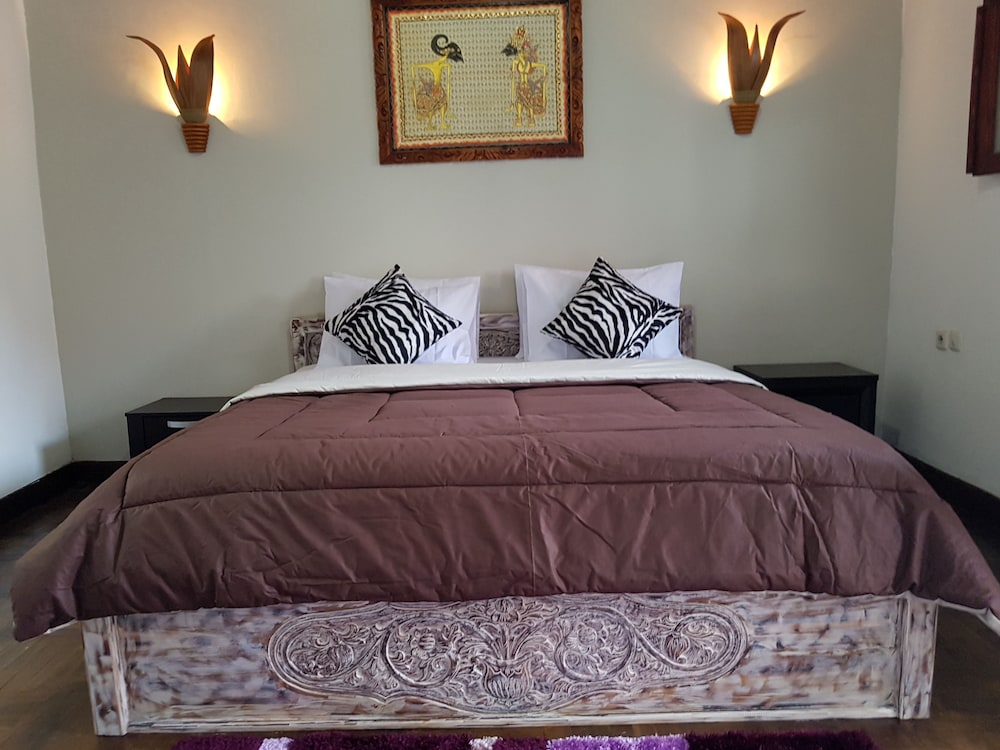 STANDARD, DOUBLE BED