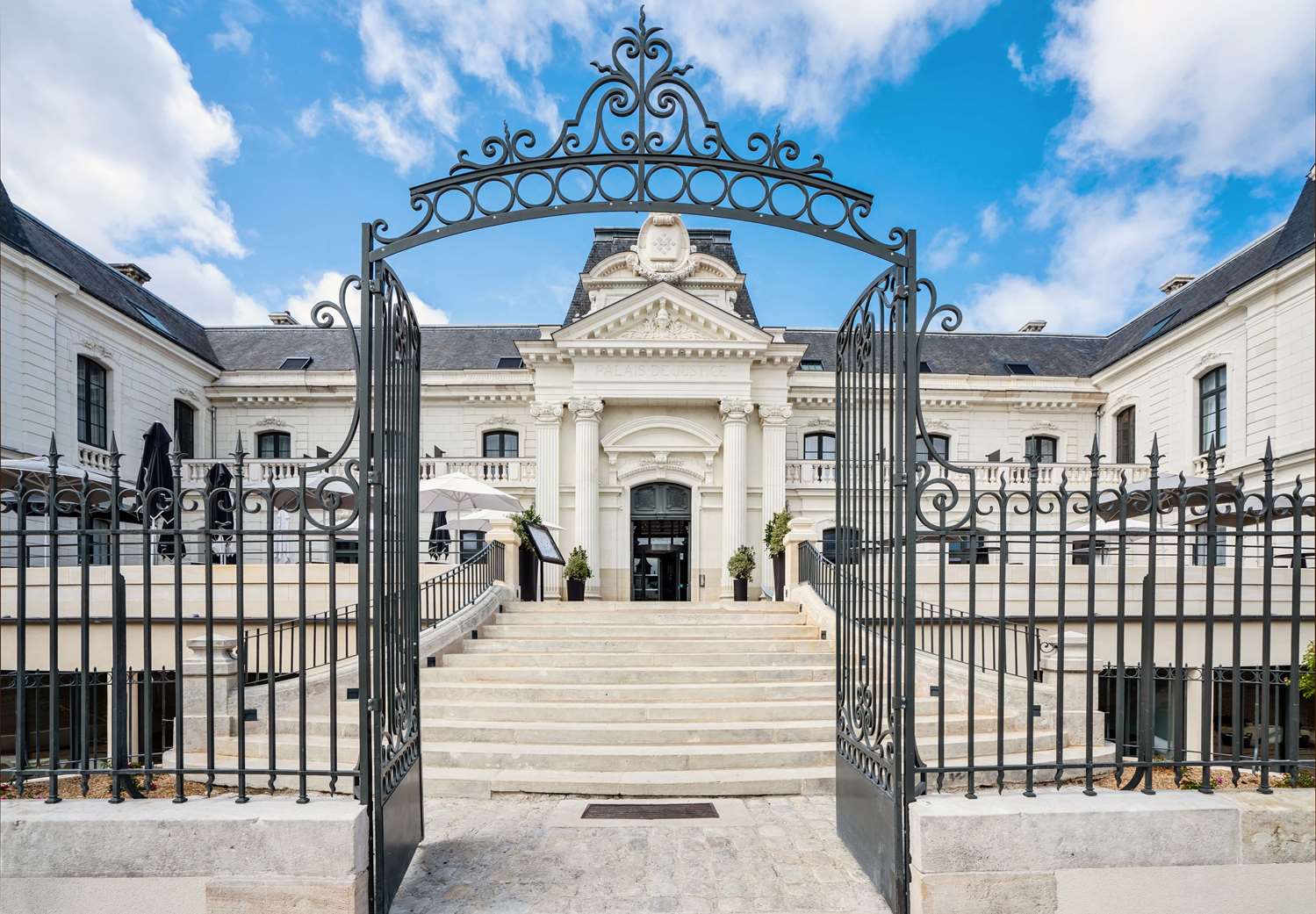 Best Western Premier Hotel De La Cite Royale 51/54