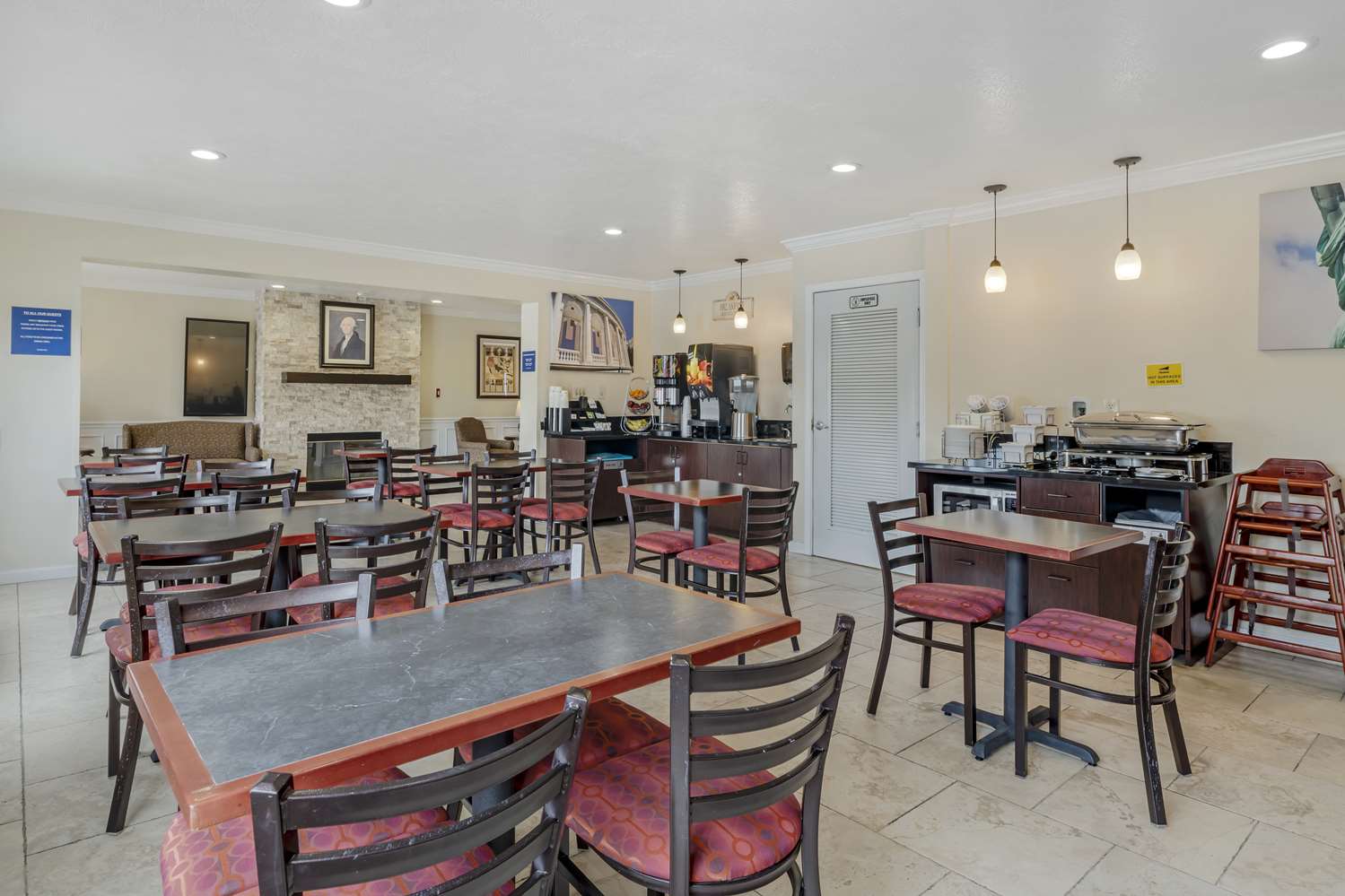Best Western Salinas Monterey Hotel 28/37