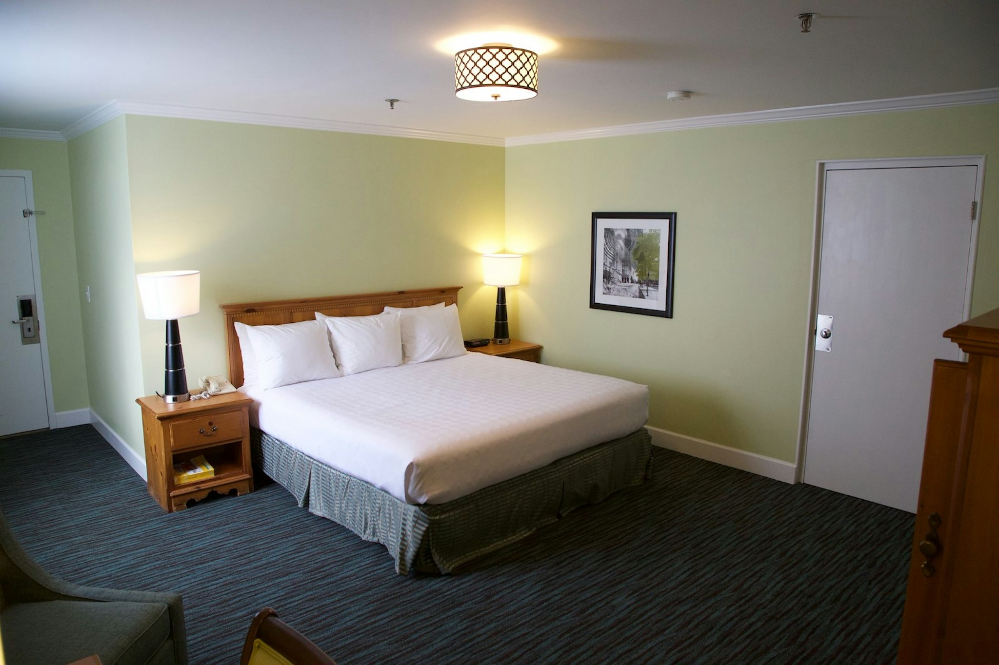 Deluxe, King Bed