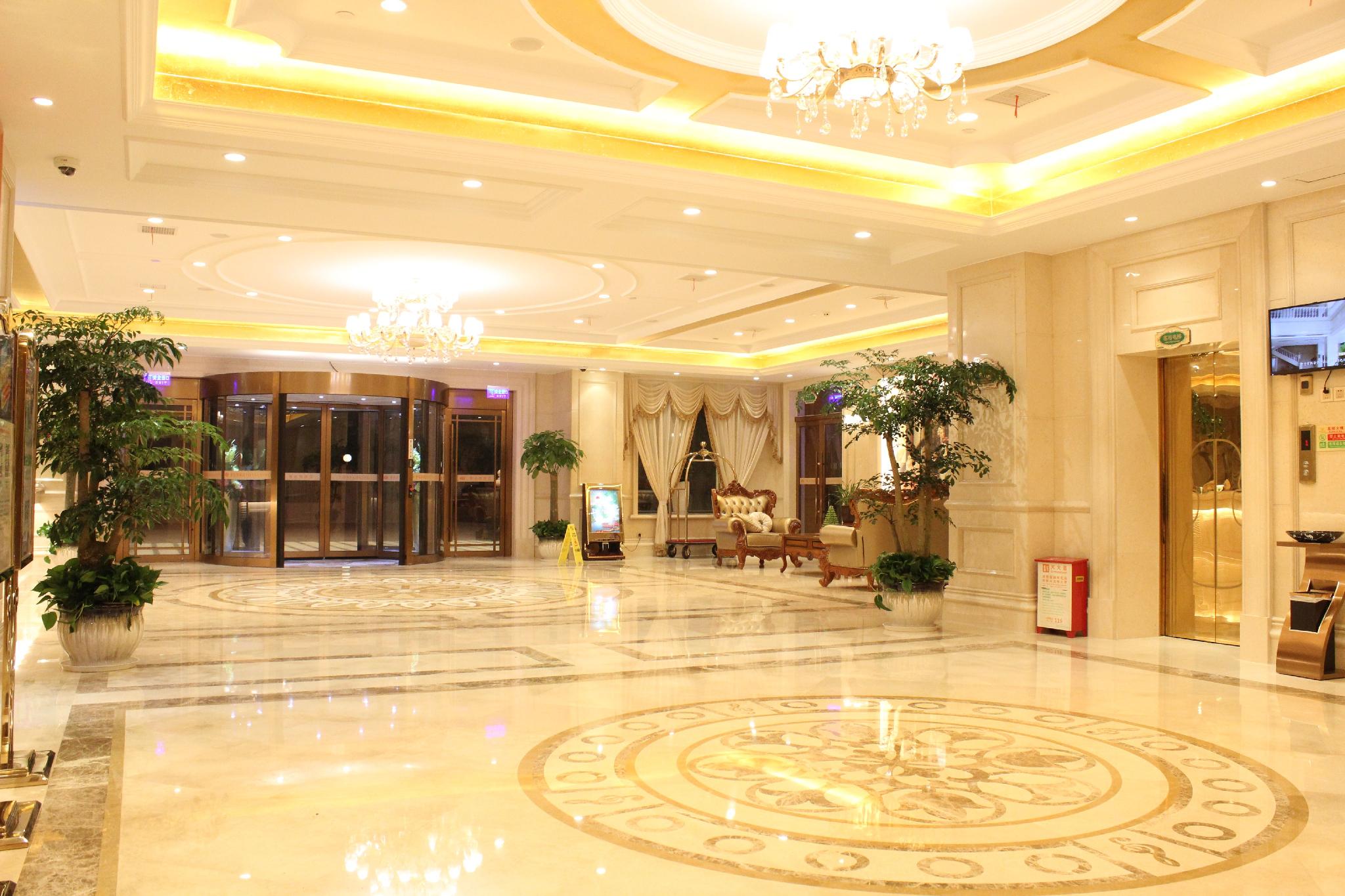 Vienna Hotel (Shanghai Gucun Park) 11/41