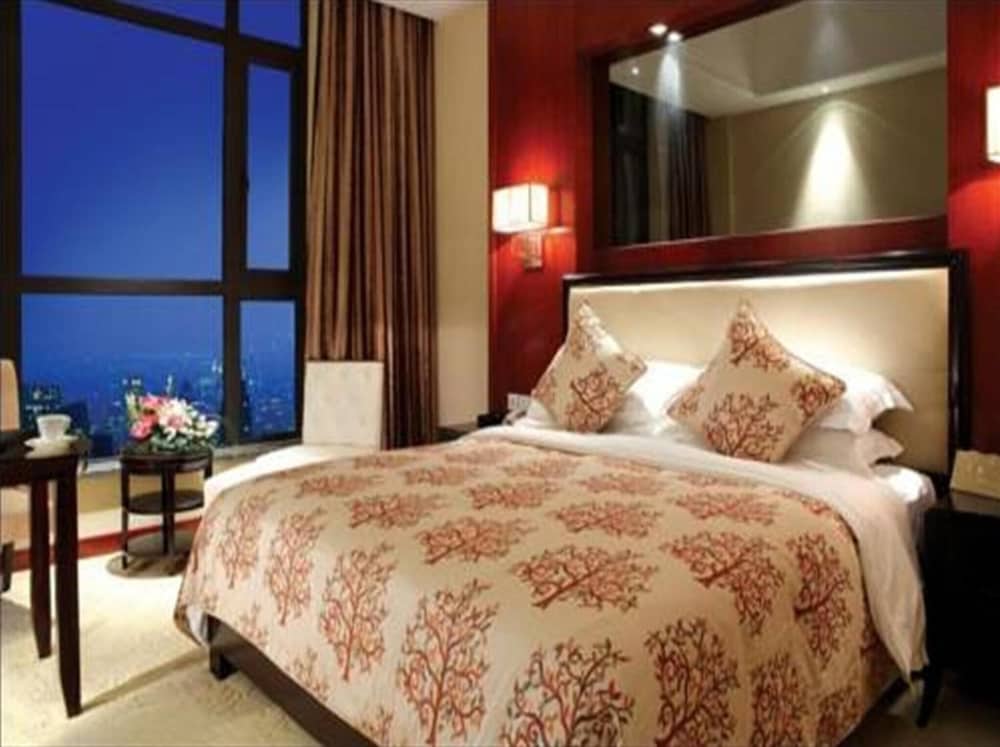 Yuloon Hotel Shanghai 12/35