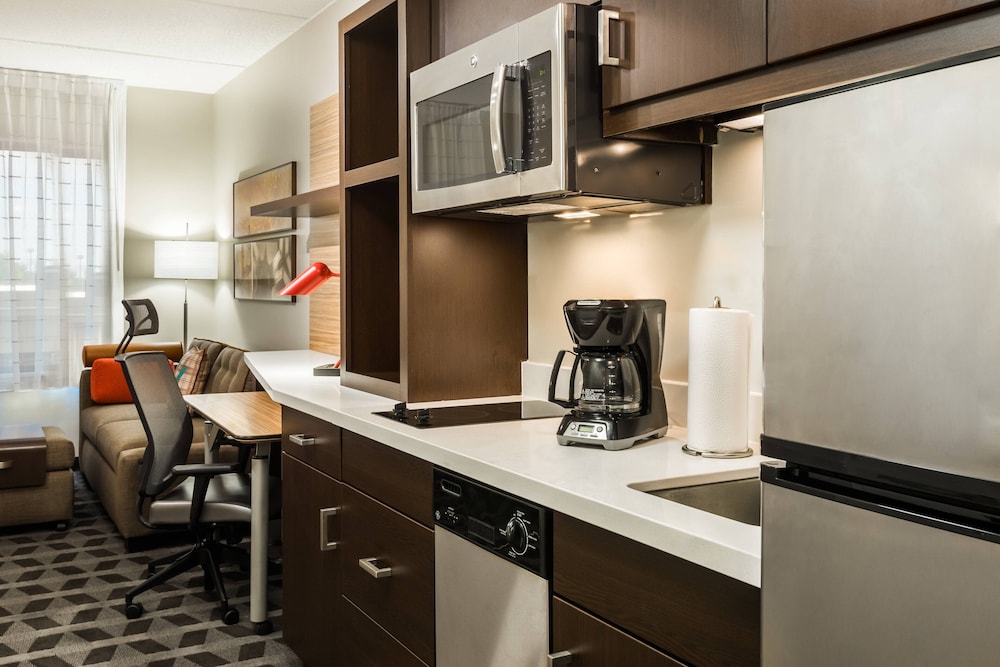 TOWNEPLACE SUITES LATHAM ALBANY AIRPORT 52/62