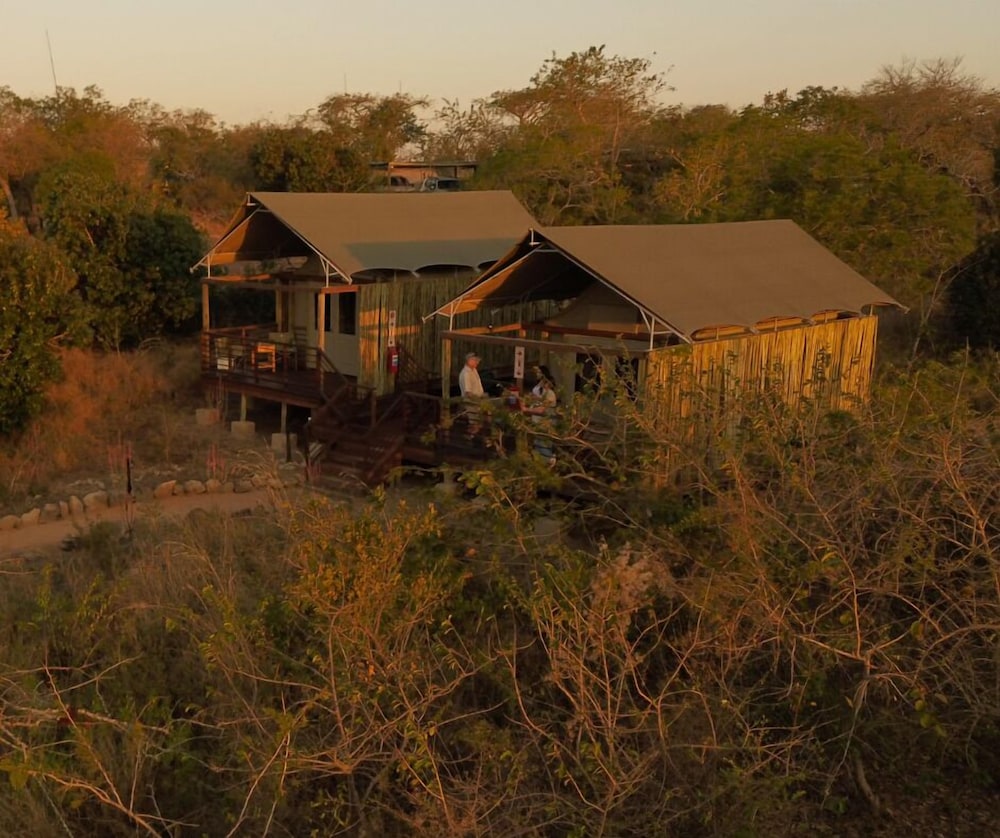 Ndhula Luxury Tented Lodge 47/48