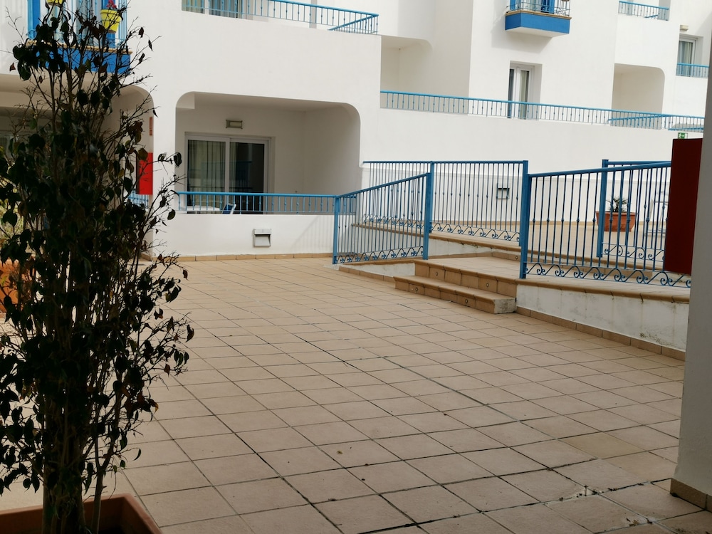 Punta Del Cantal Hotel Suites 36/48