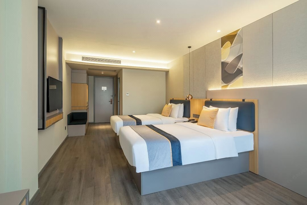 Home Inns Xiamen 11/33
