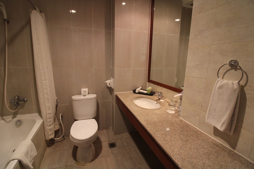 SWISS-BELHOTEL MANOKWARI 31/80