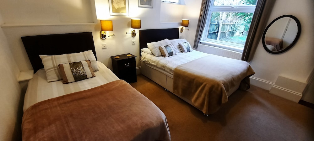 Colebrook Guest House 7/31