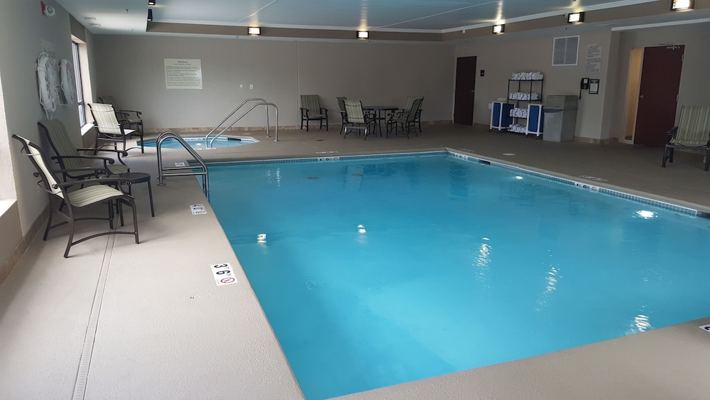 Quality Inn & Suites Quincy - Downtown 3/45