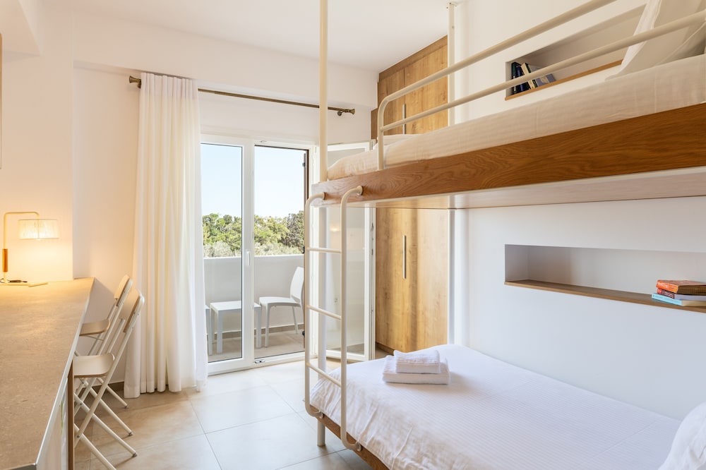 Mykonaki Hotel 6/36