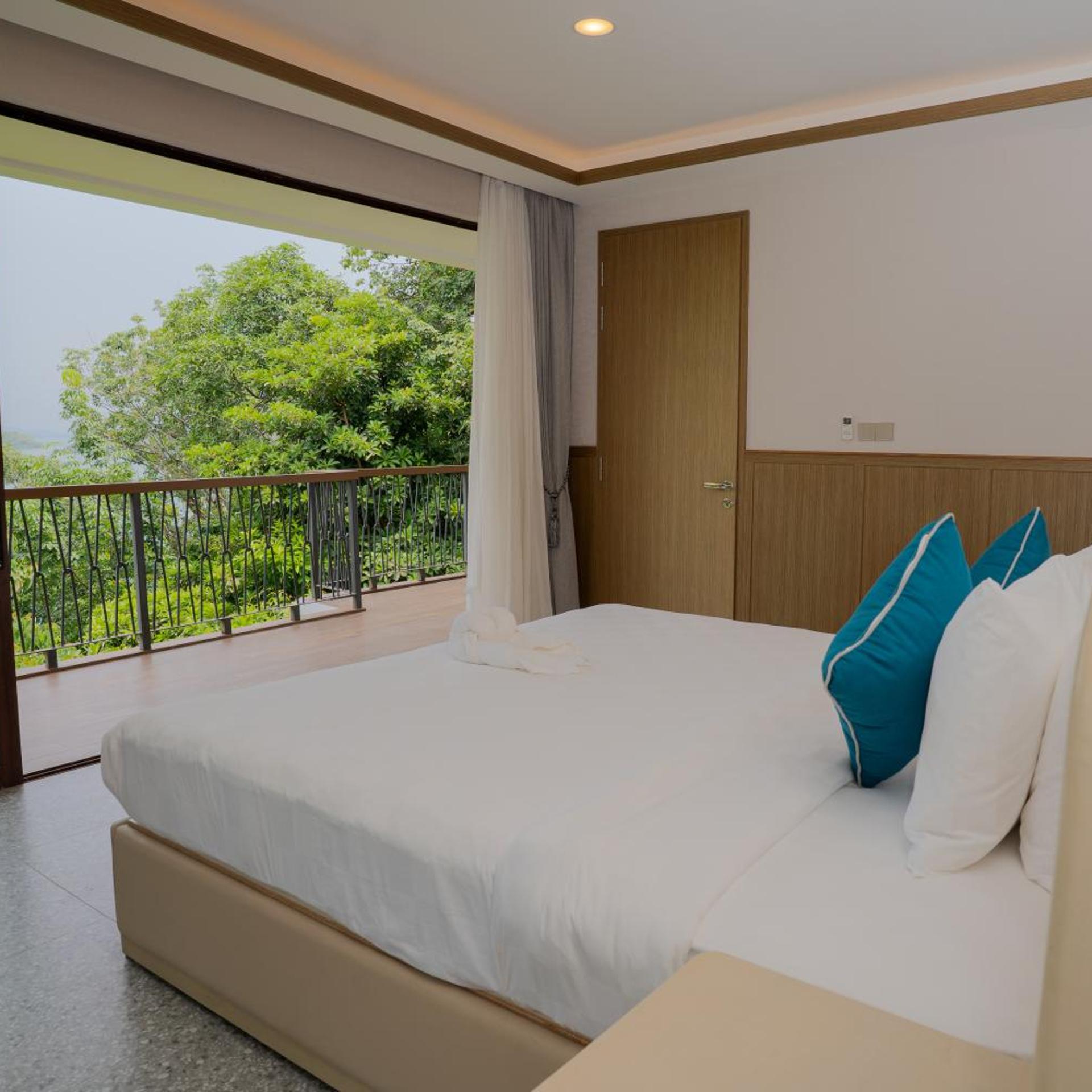 Riahi Villas by Swiss-Belhotel, Nirup Island 13/58