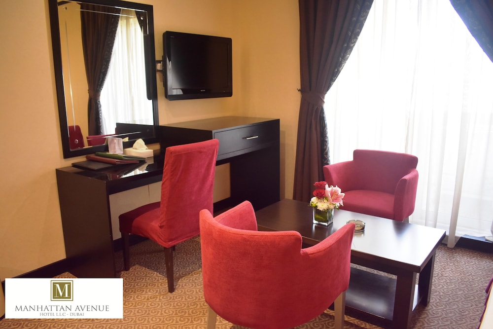 Manhattan Avenue Hotel 55/68