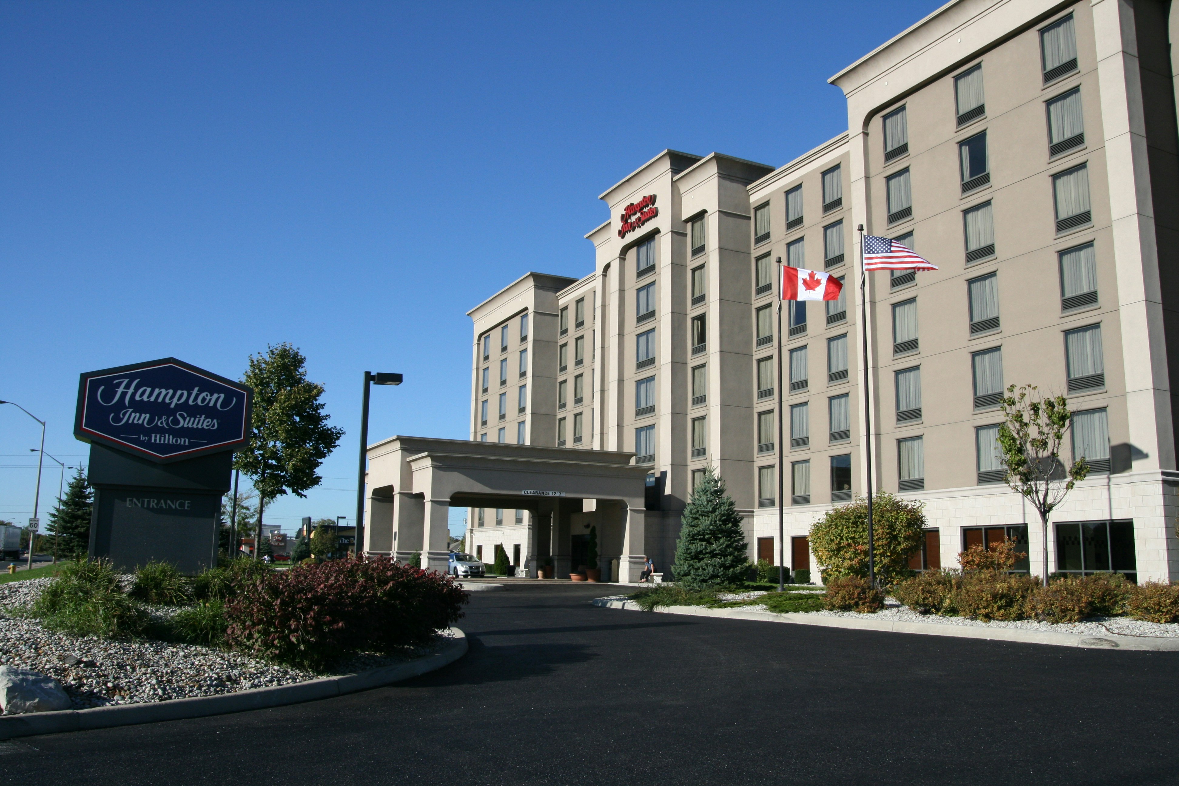Hampton Inn And Suites By Hilton Windsor 42/44