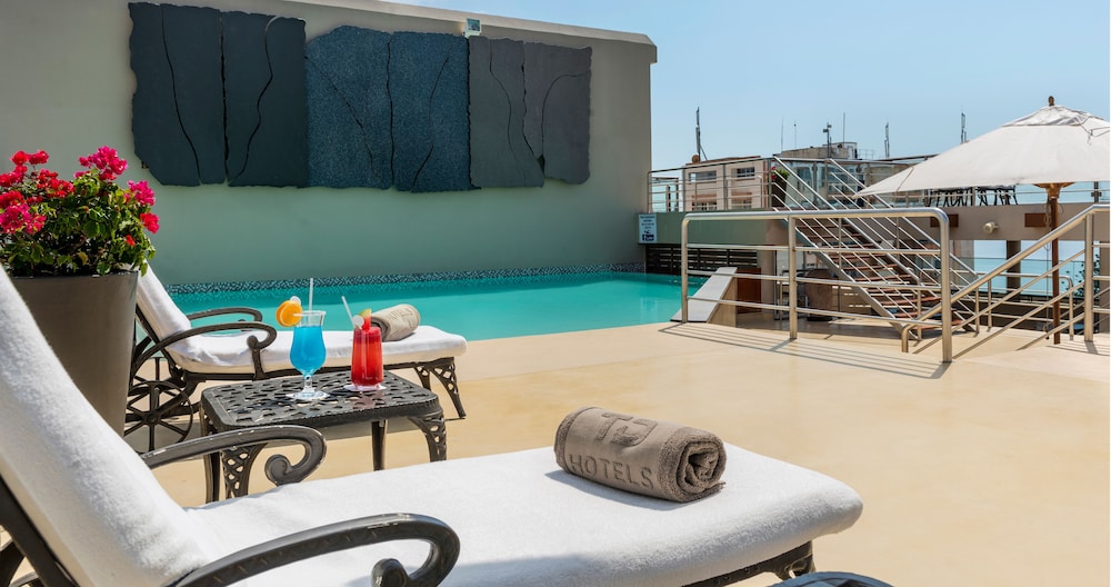 Avenida Hotel Maputo 33/56