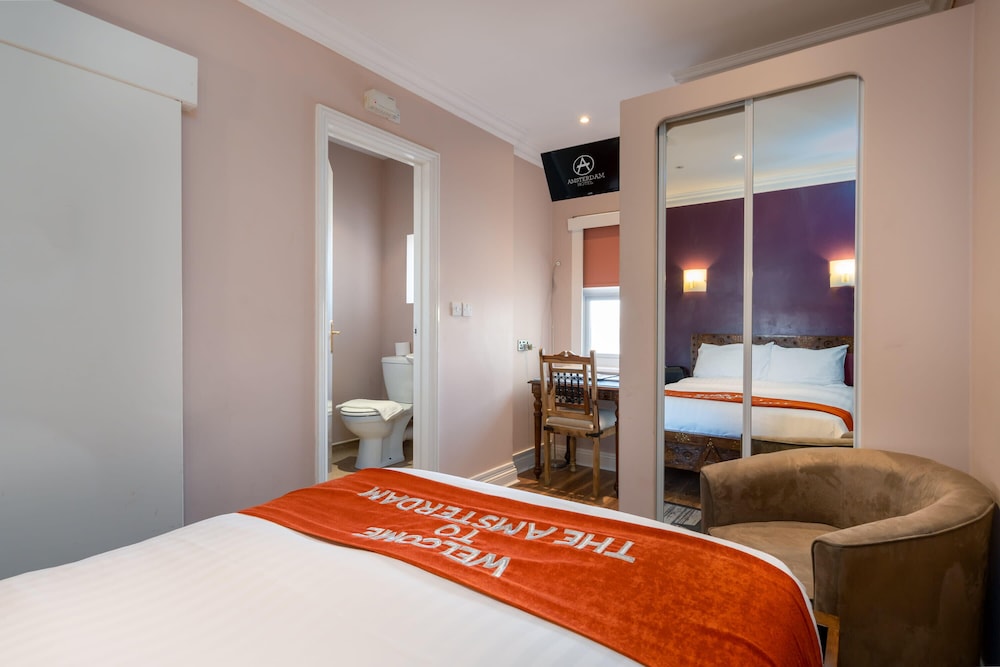 Amsterdam Hotel 15/70