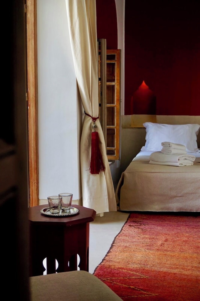 RIAD TZARRA 11/49