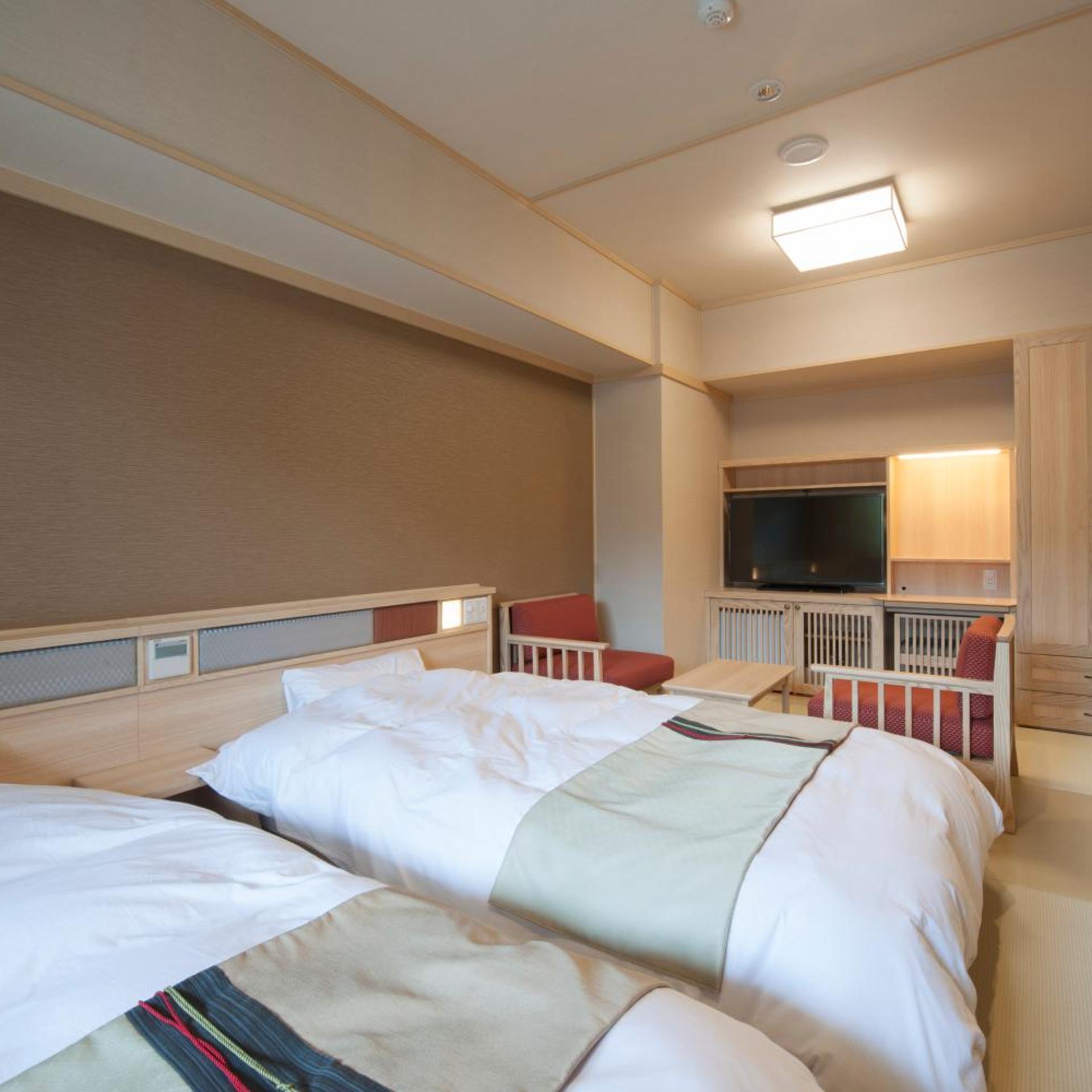 Room, Twin Beds, Private Bathroom