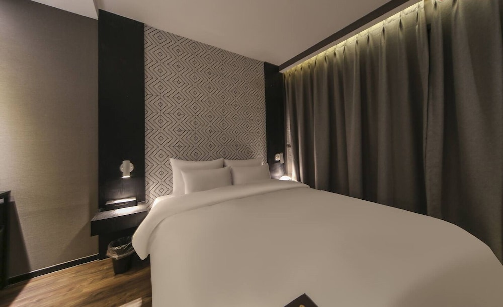 Hotel Frenchcode 16/50