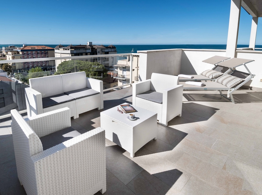 Hotel Atlantic 44/62