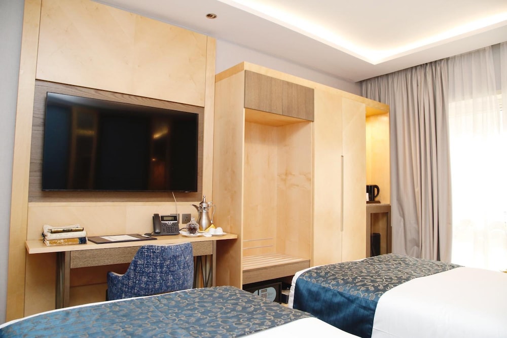 رويال الروضة(Al Rawda Royal Inn) 38/62