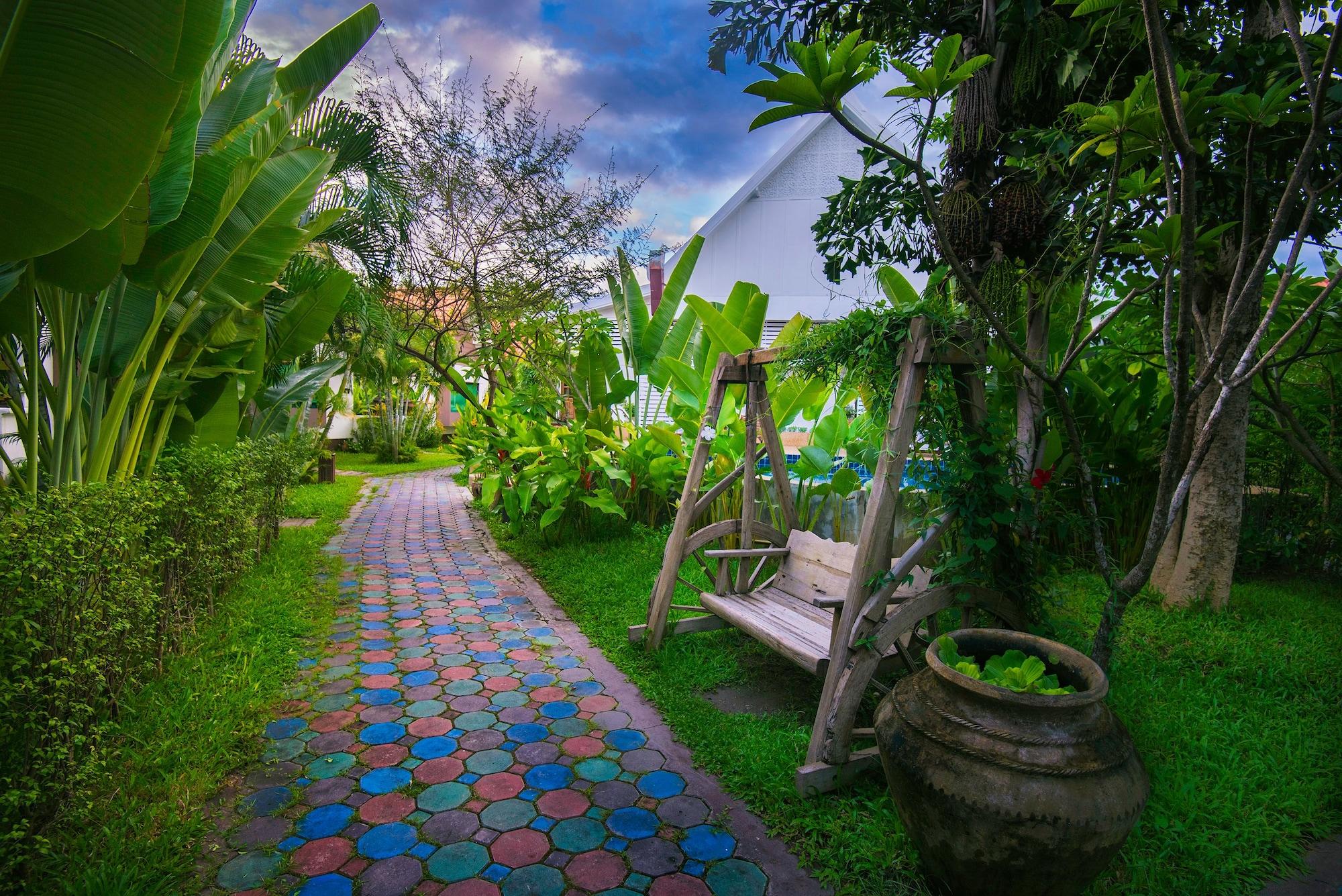 E-Outfitting Boutique Hotel Chiangmai 28/35