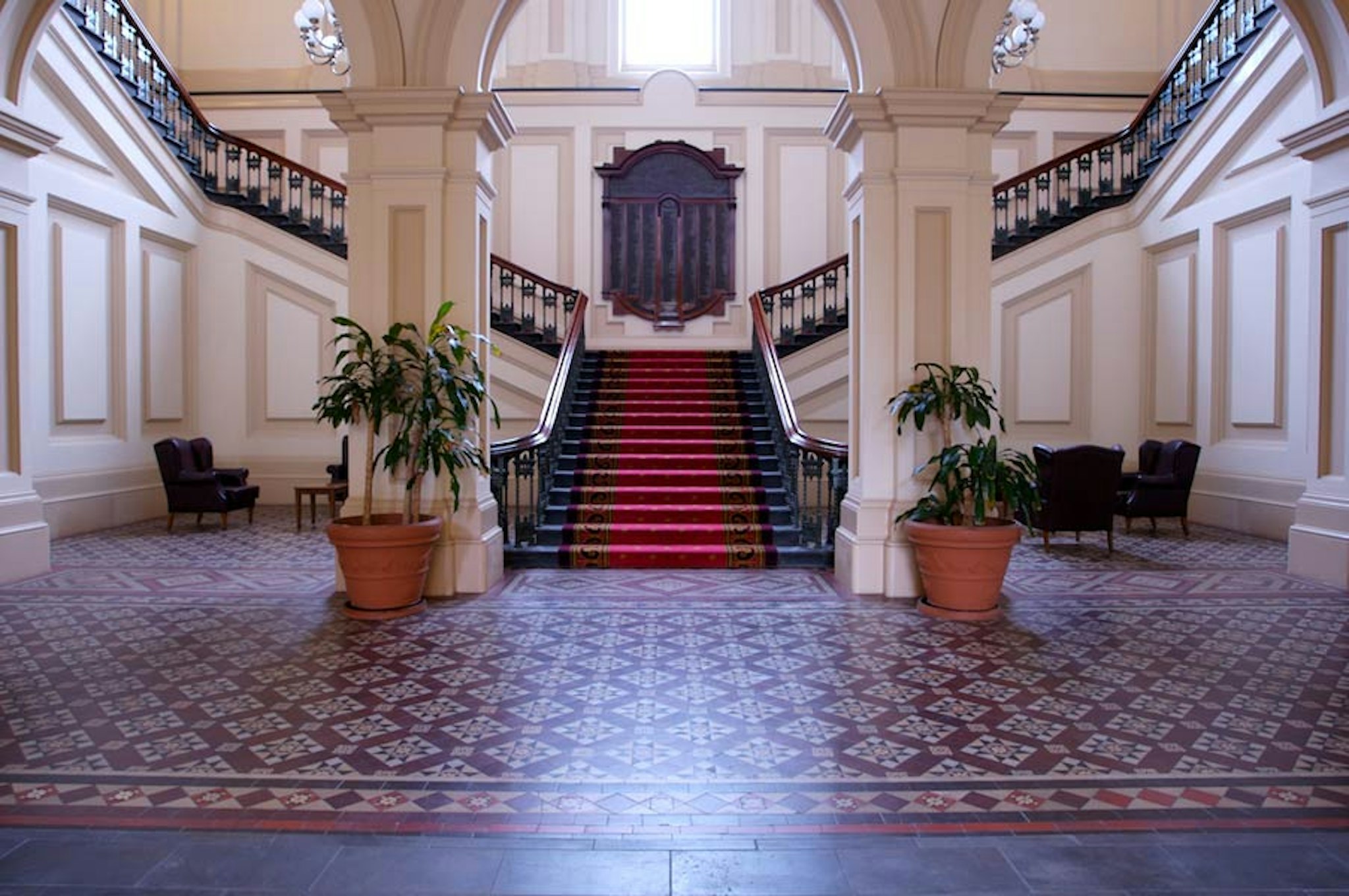 Grand Hotel Melbourne 33/55
