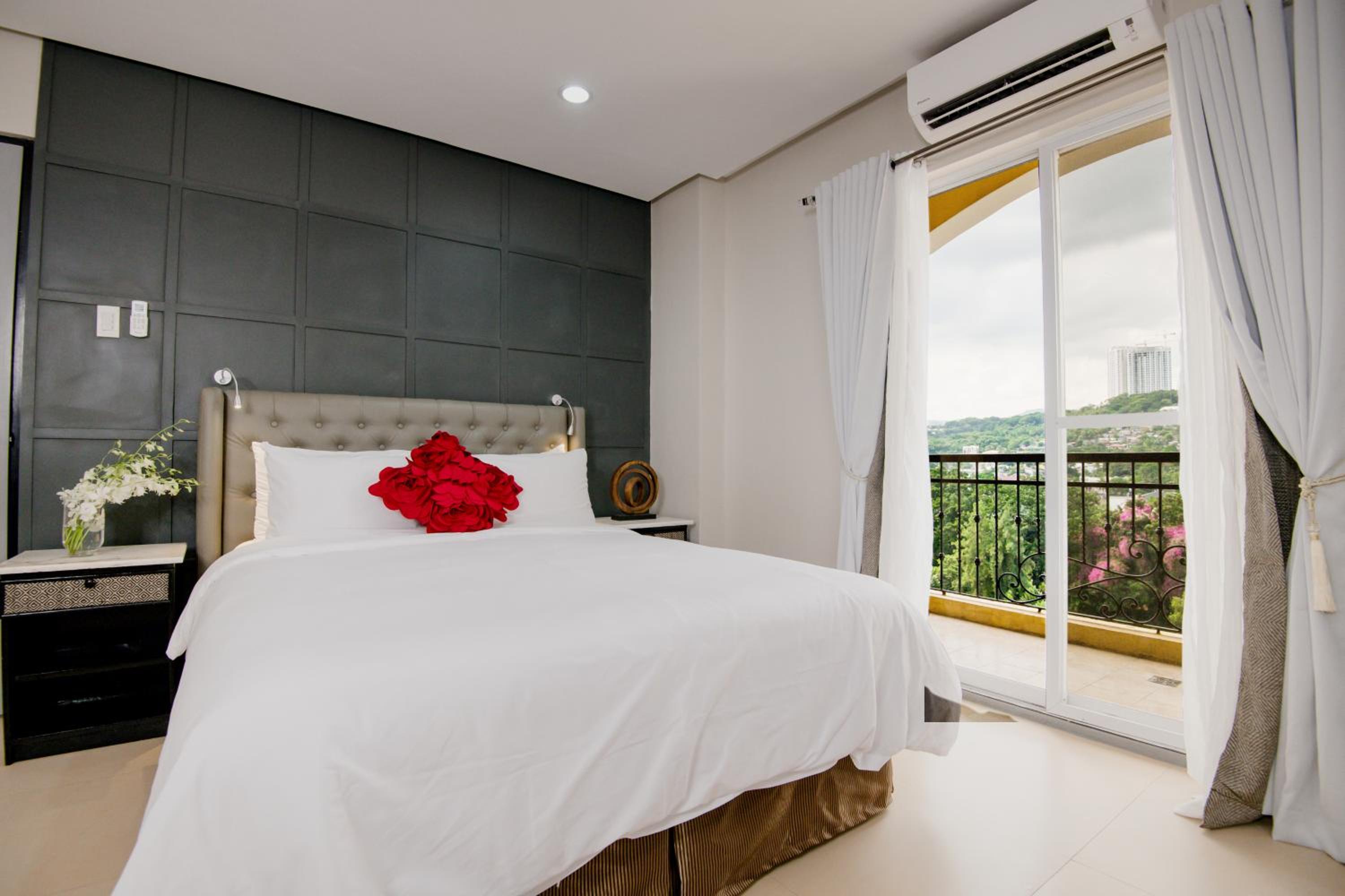 Penthouse Suite, Mountain View