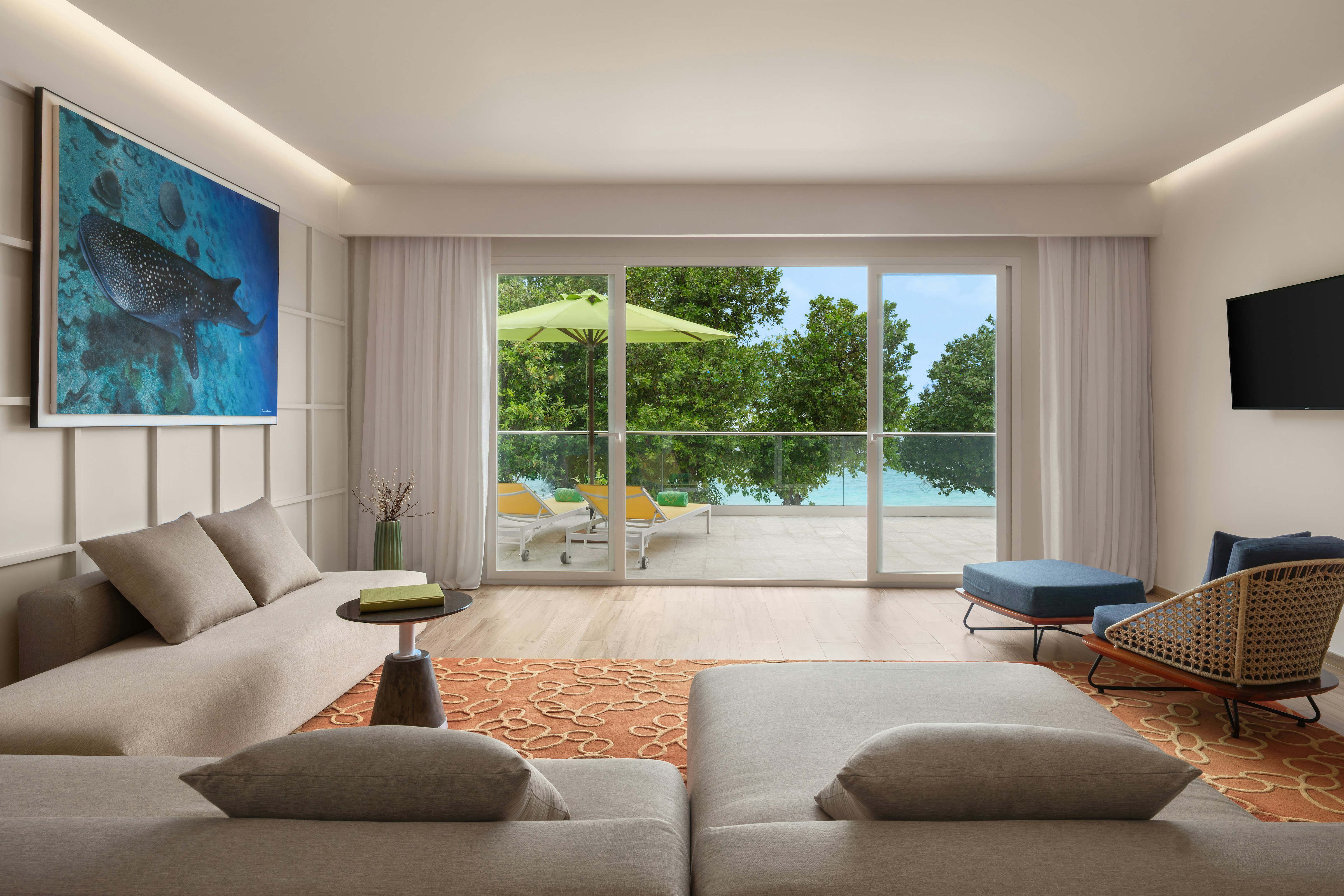 Emerald Maldives Resort & Spa 111/130