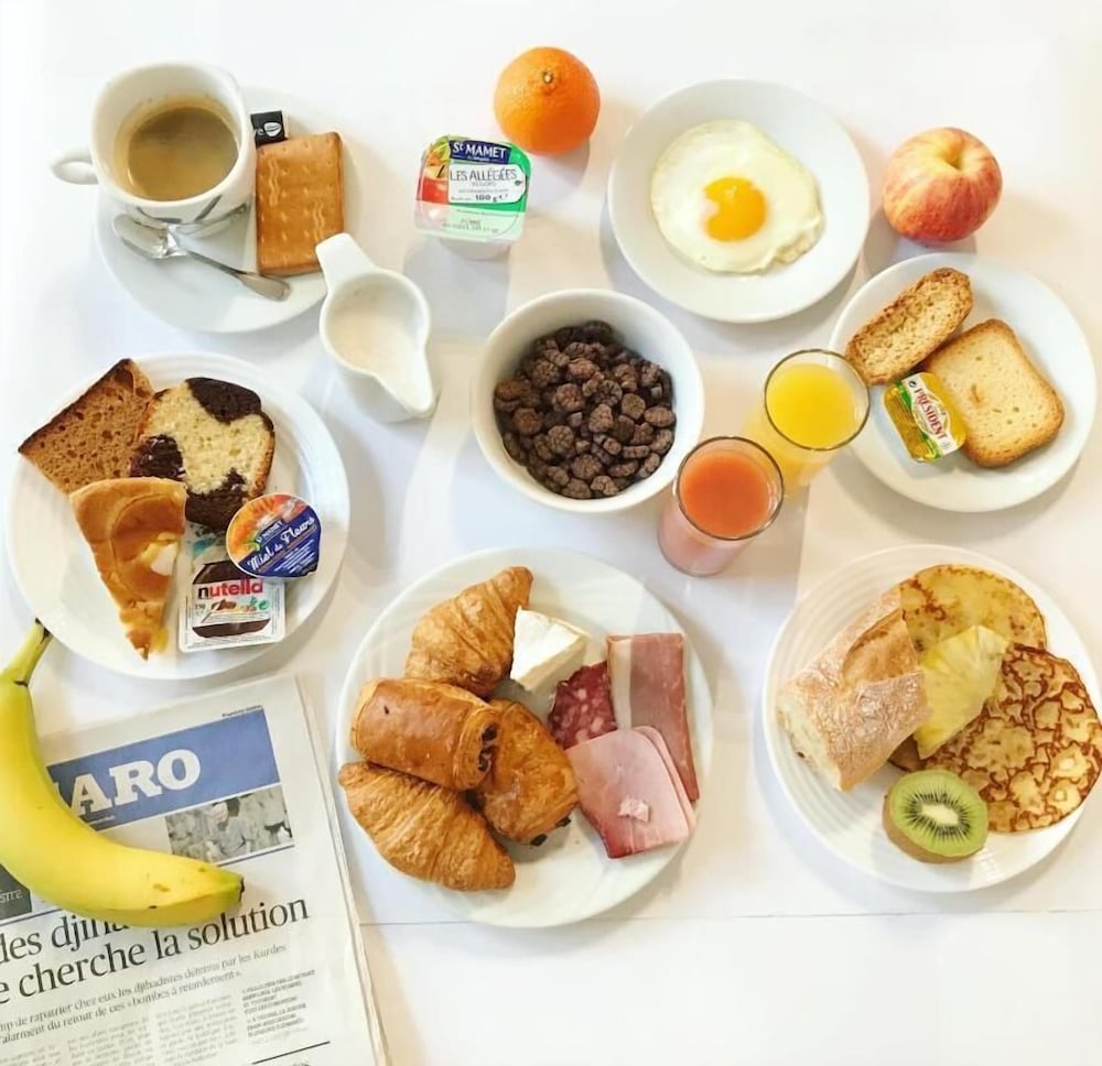 Brit Hotel Aux Sacres - Reims Centre 40/51
