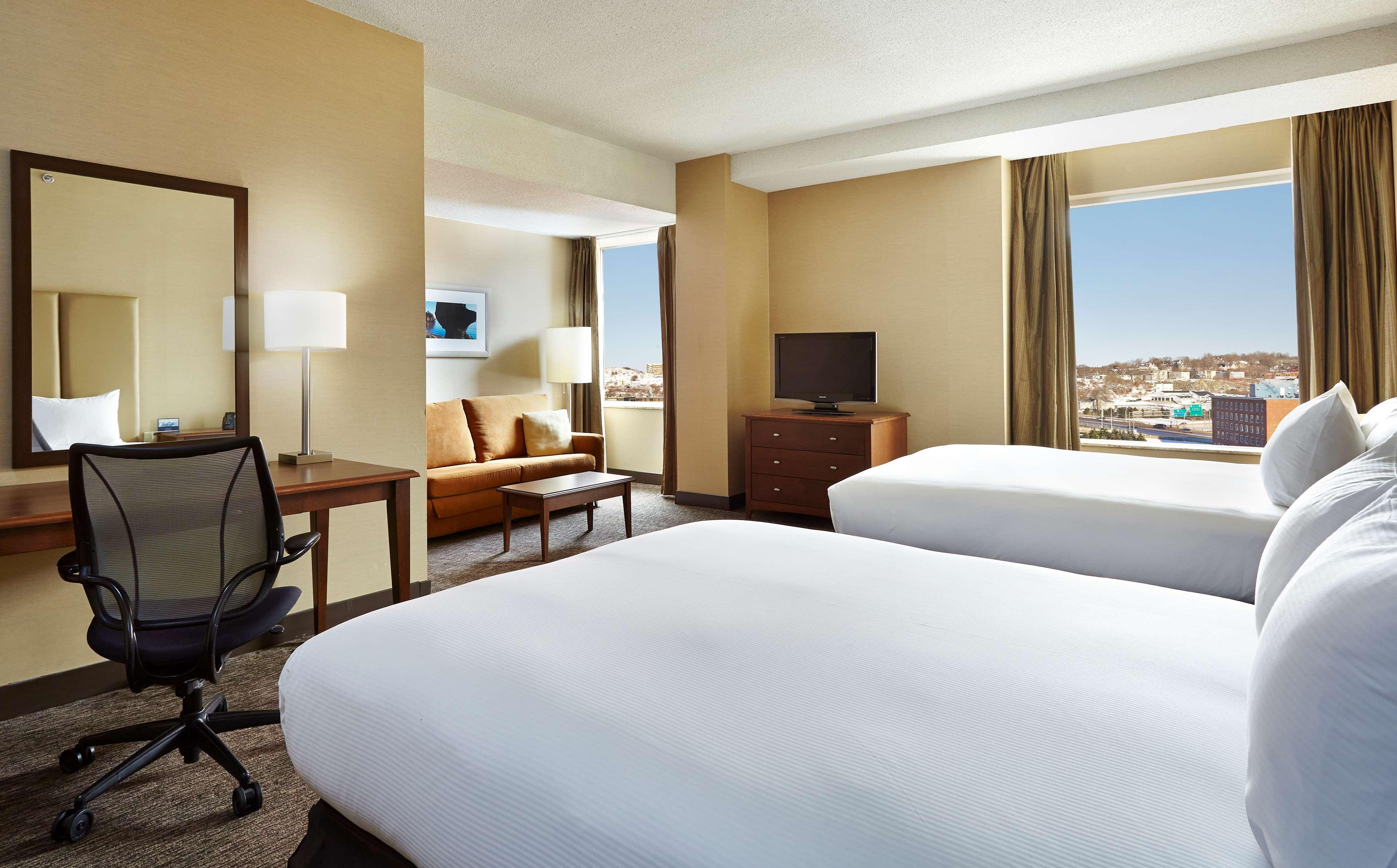 Junior Suite, 2 Queen Beds, Downtown View