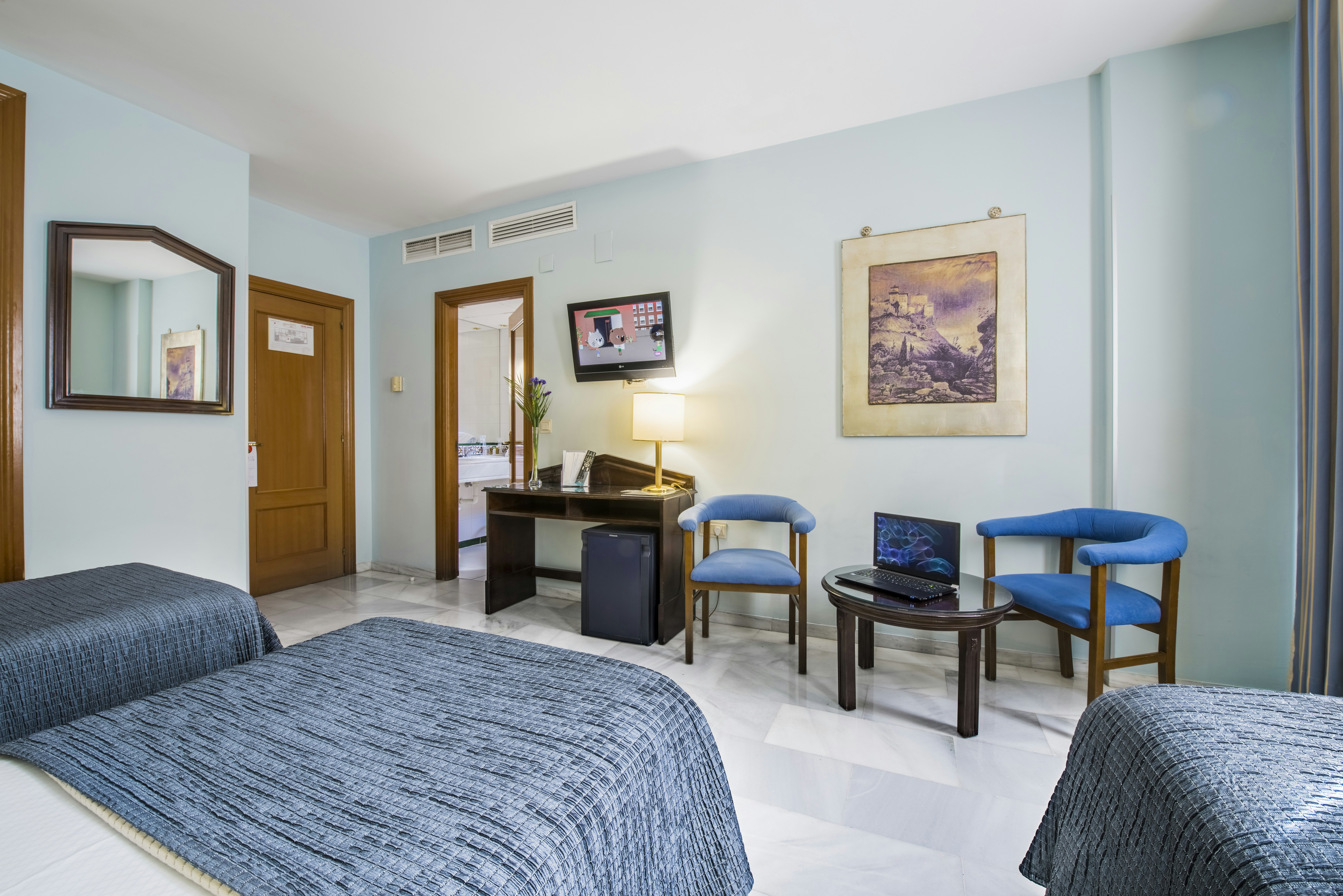 Navas Hotel 60/82