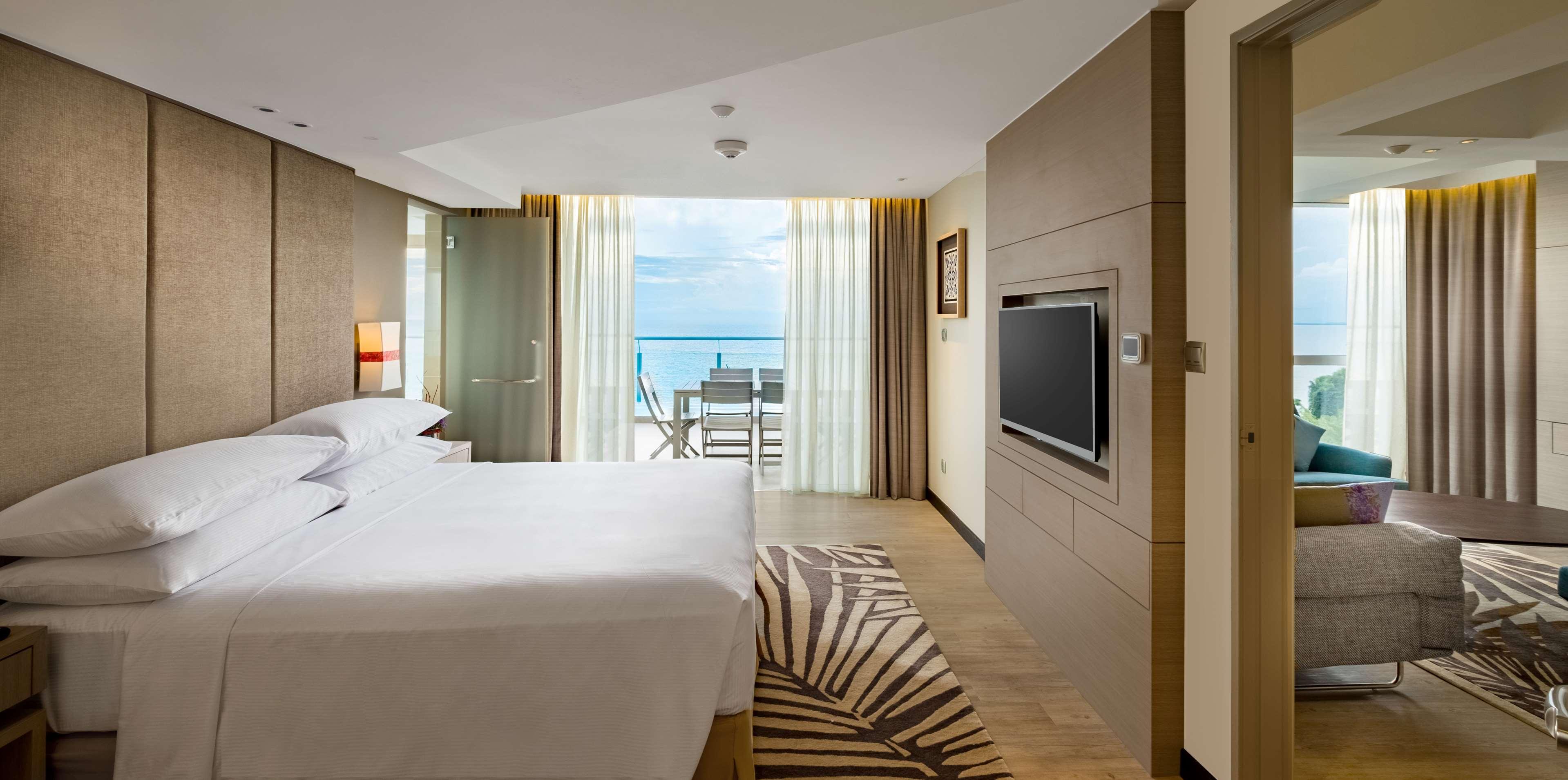 SUITE, KING BED, SEA VIEW, TERRACE, BATHTUB
