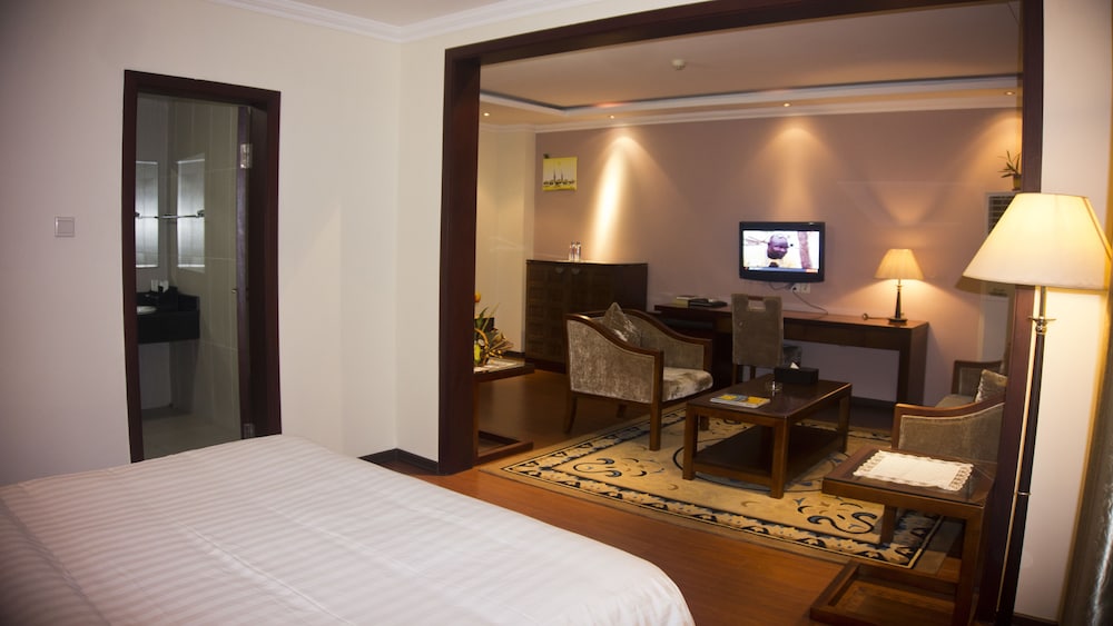 GS Plaza Hotel 20/67