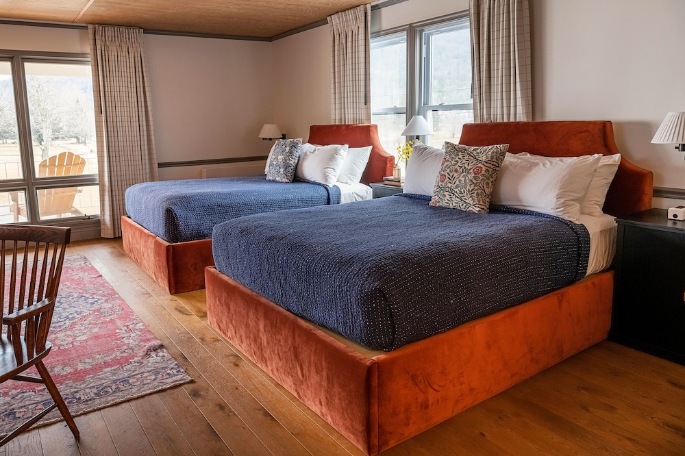 Windham, 2 Queen Beds, Mountain View, Balcony