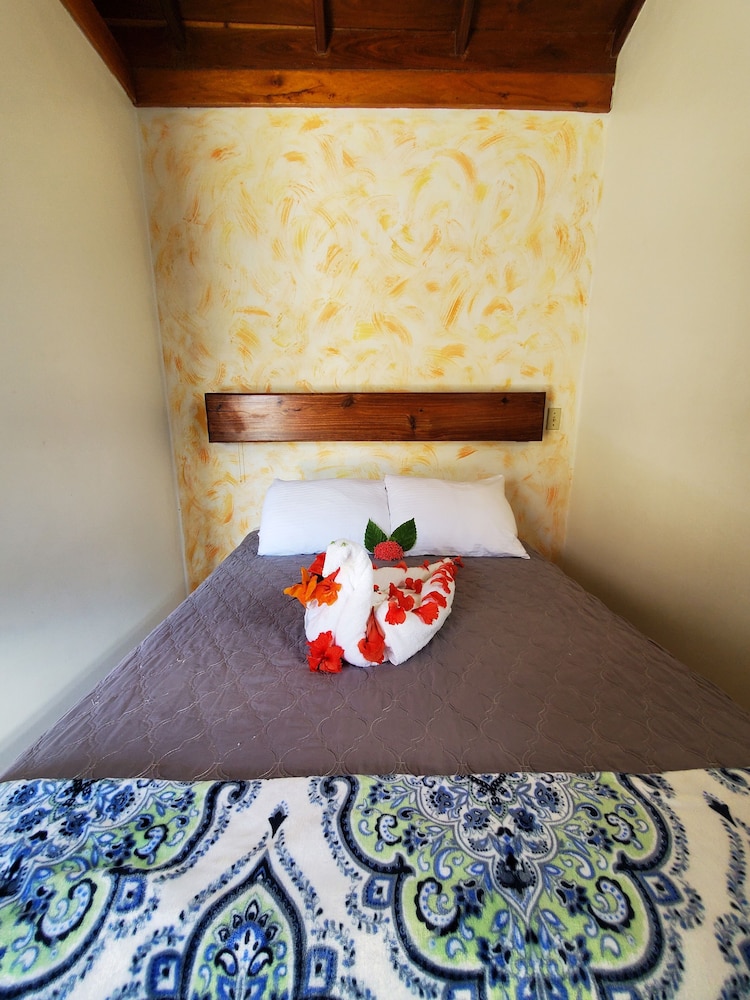 Hotel Del Rio 24/73