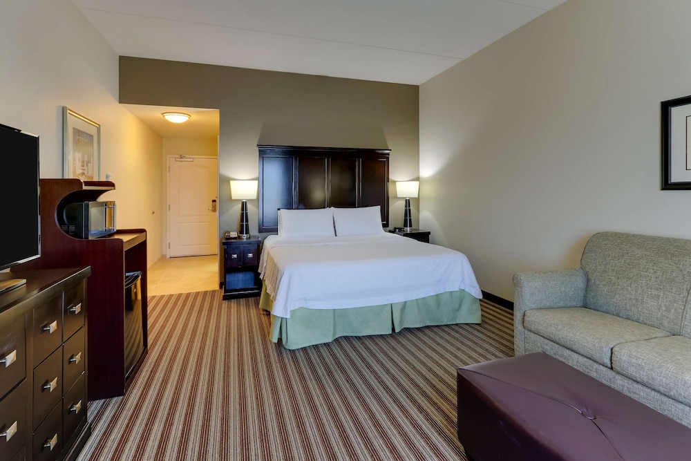Hampton Inn & Suites Swansboro Near Camp Lejeune, NC 27/64