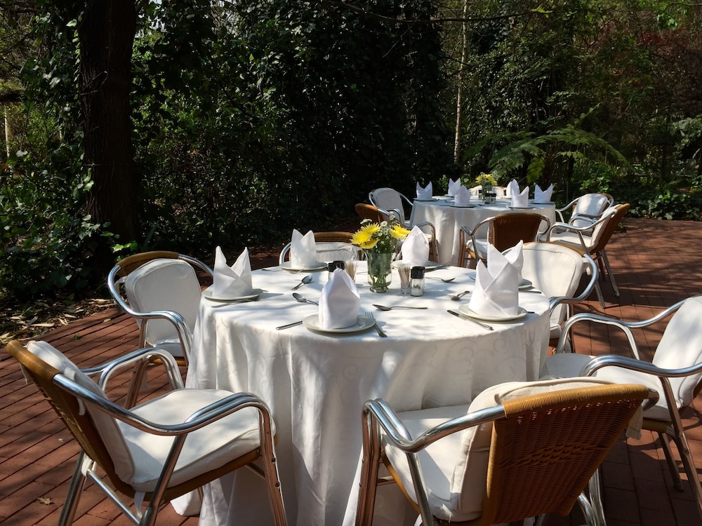 Foxwood House 27/50