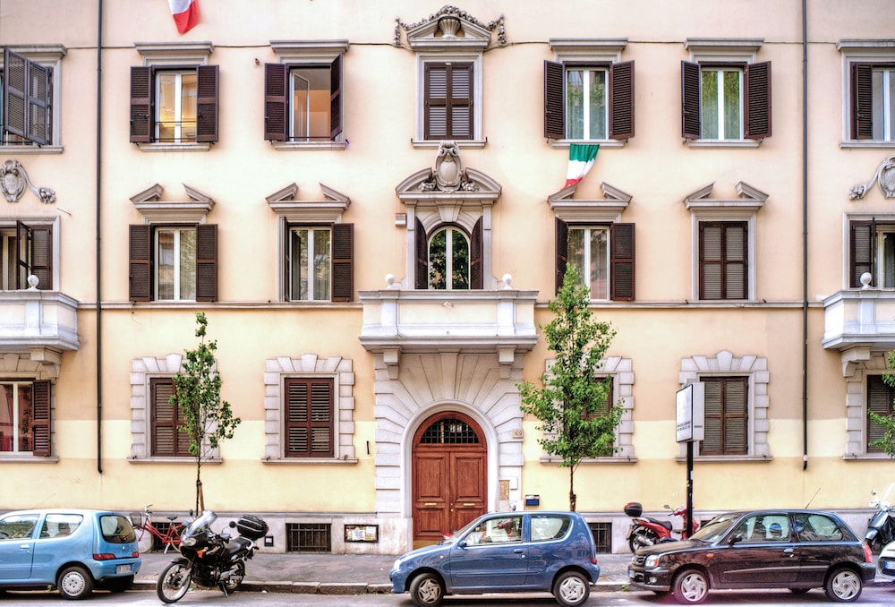 Bdb Luxury Rooms San Pietro 2/18