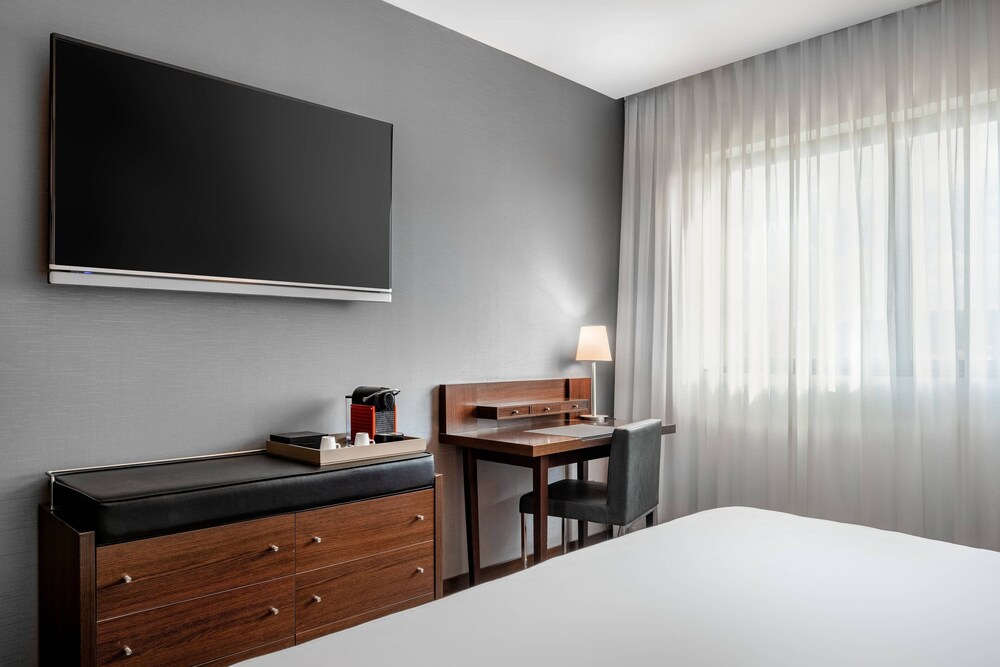 Ac Hotel Gijon 17/50