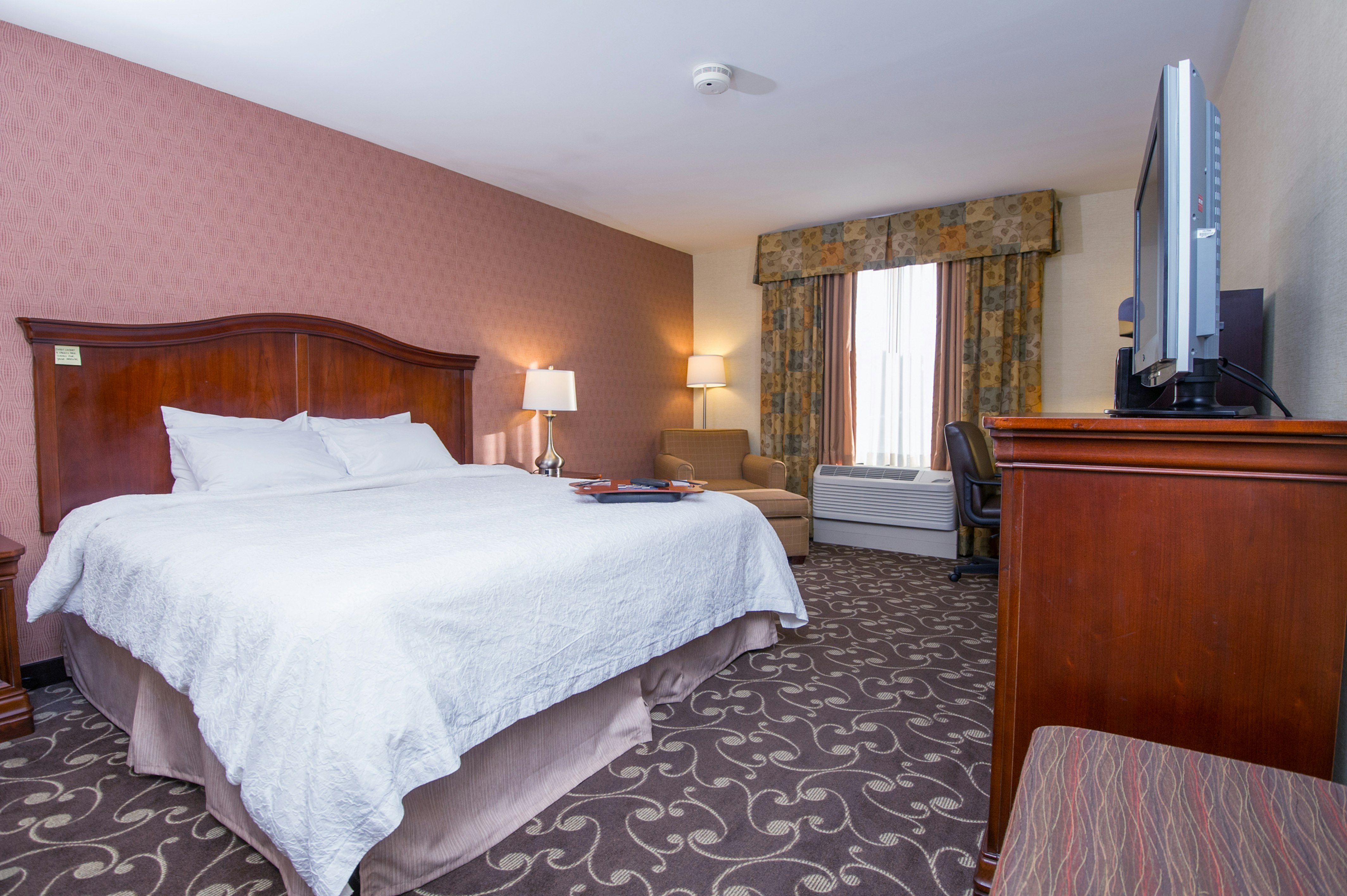 Hampton Inn Brattleboro 15/44