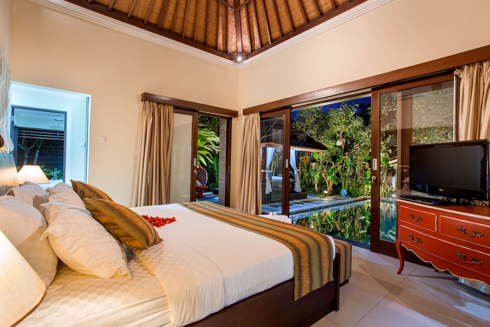 Tiga Samudra Villa 28/50