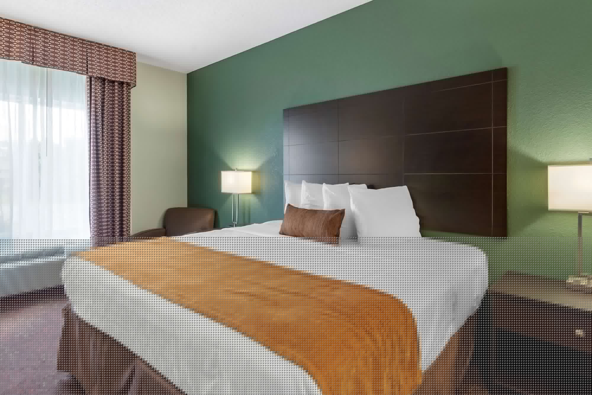 غرفة تنفيذية بسرير كينج، Best Western Plus Columbia Inn 3/7